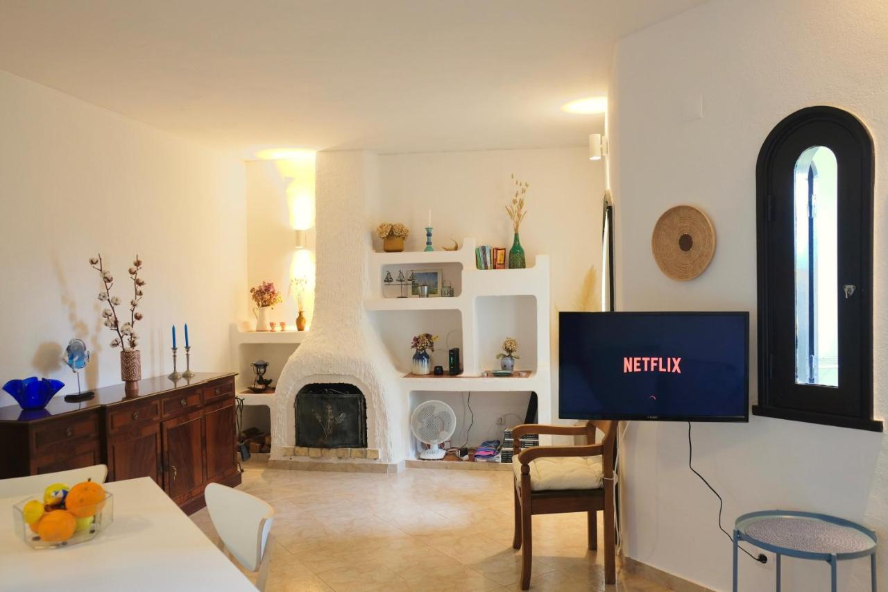 Peaceful & Spacious Apt With Parking & Queen Bed Carvoeiro  Dış mekan fotoğraf